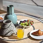 Luxurious 3bdr Salgados Flat With Pool By Lovelystay *