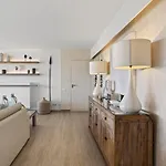 Luxurious 3bdr Salgados Flat With Pool By Lovelystay