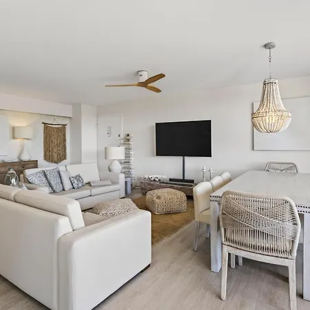 Luxurious 3bdr Salgados Flat With Pool By Lovelystay גיאה