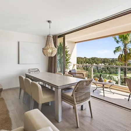 Luxurious 3bdr Salgados Flat With Pool By Lovelystay Lejlighed