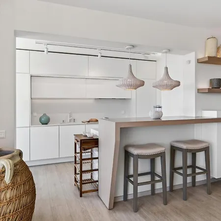 Lejlighed Luxurious 3bdr Salgados Flat With Pool By Lovelystay