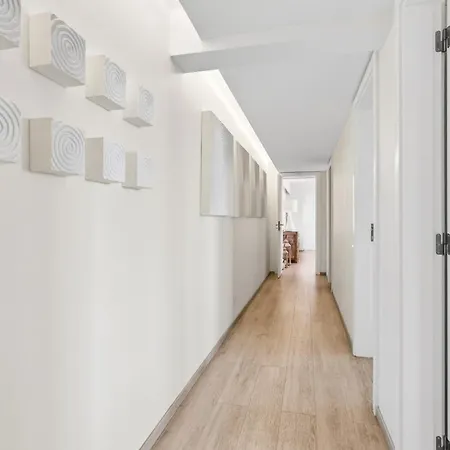 Luxurious 3bdr Salgados Flat With Pool By Lovelystay *