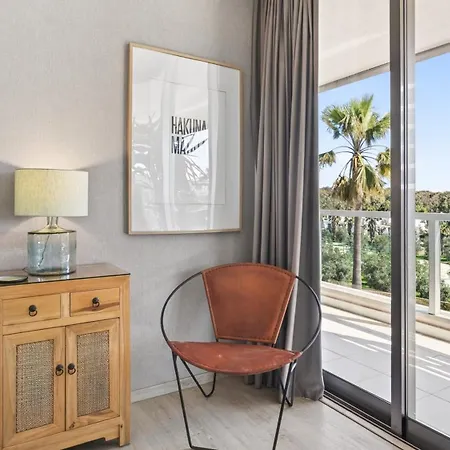 Luxurious 3bdr Salgados Flat With Pool By Lovelystay