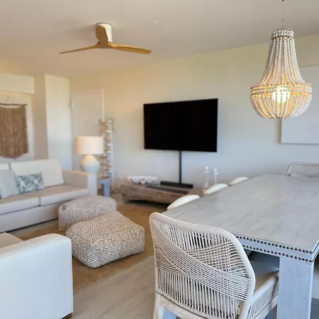 Luxurious 3bdr Salgados Flat With Pool By Lovelystay