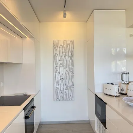 Luxurious 3bdr Salgados Flat With Pool By Lovelystay *