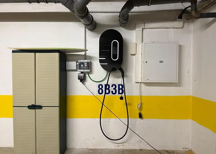 아파트 Luxurious 3bdr Salgados Flat With Pool By Lovelystay *